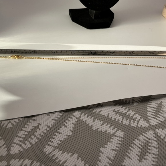 Swarovski Gold Tone Crystal Safety Pin Necklace | With Pouch & Tag - Picture 3 of 4